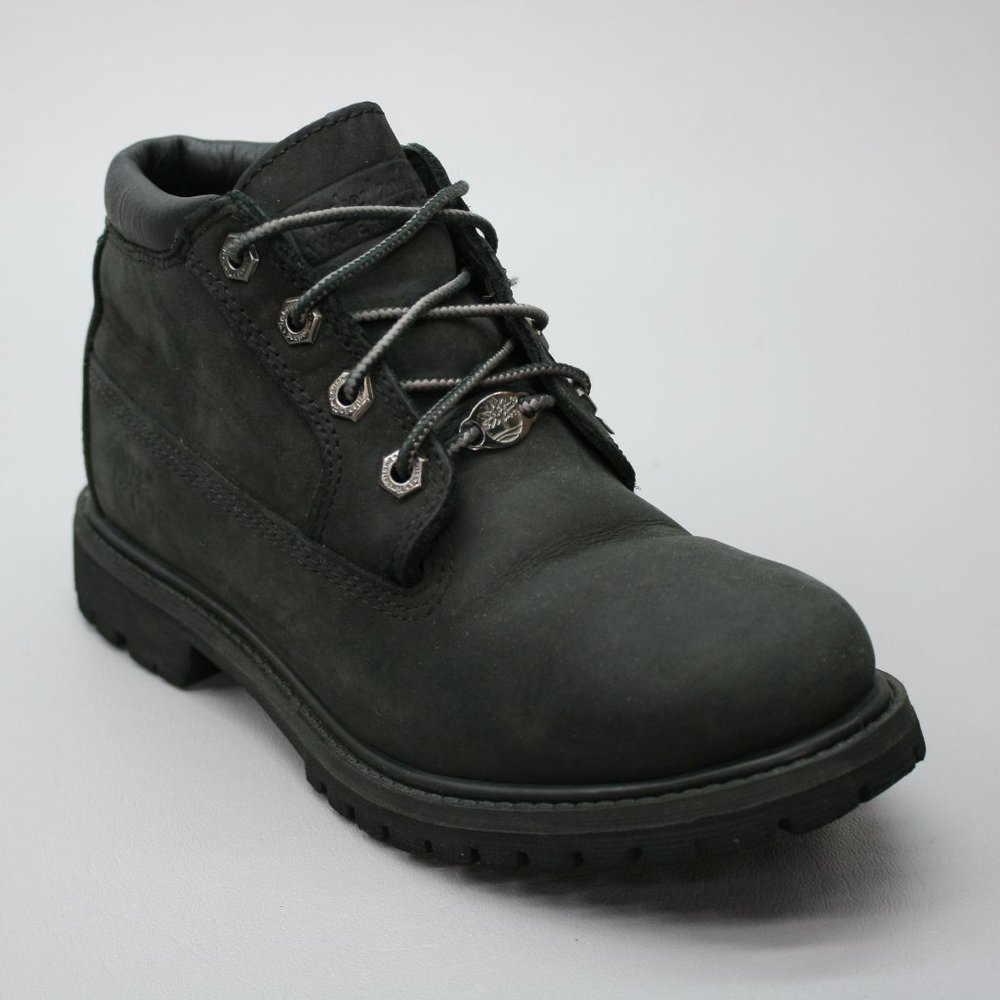 Timberland Ladies 6 M Nellie Chukka Black Nubuck Waterproof Ankle Booties 23398